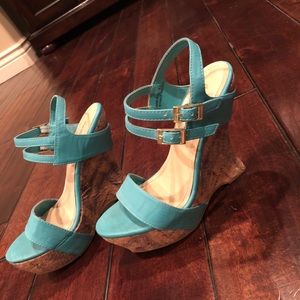 Turquoise Platforms